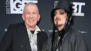 بوی جورج جایزه یک عمر دستاورد را در جوایز LGBT دریافت کرد