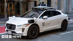 Waymo پس از حادثه سیلاب در تگزاس نزدیک به ۳٬۸۰۰ تاکسی خودران را فراخواند