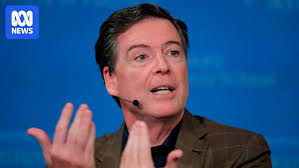 Comey inculpé pour un post Instagram « 8647 » visant Trump