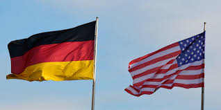 Trump dit que les États‑Unis examinent des réductions de troupes en Allemagne