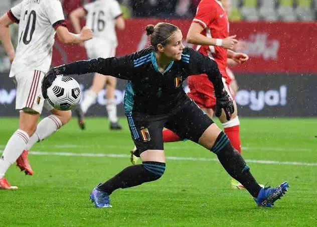 Courtois sauve la Belgique d'une frayeur face à l'Iran lors d'un 0-0