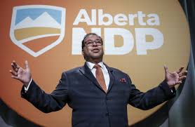 Sondage en Alberta : Nenshi derrière Smith, l'enthousiasme s'essouffle
